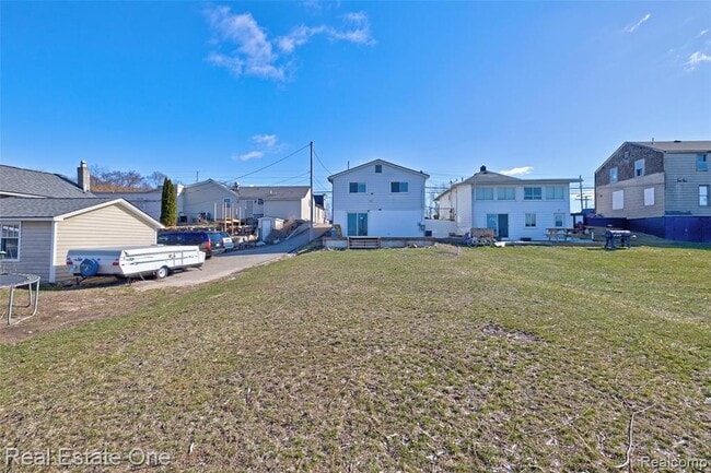 Building Photo - 1982 S Ortonville Rd