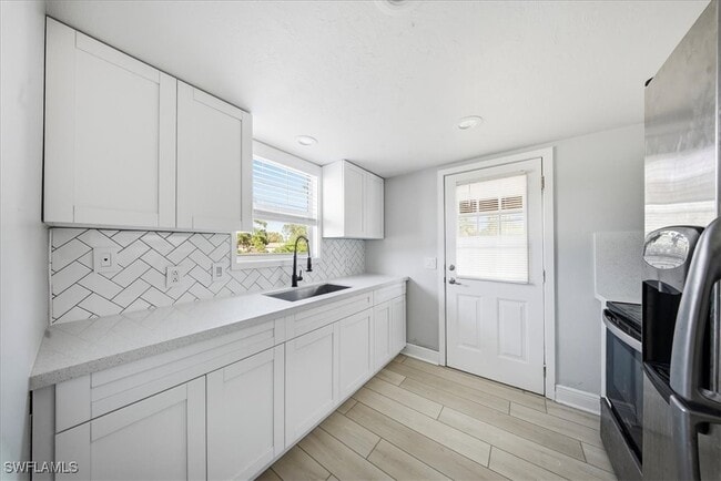 Building Photo - 3012 16th St W