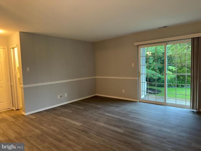 Building Photo - 4903 Adelaide Dr