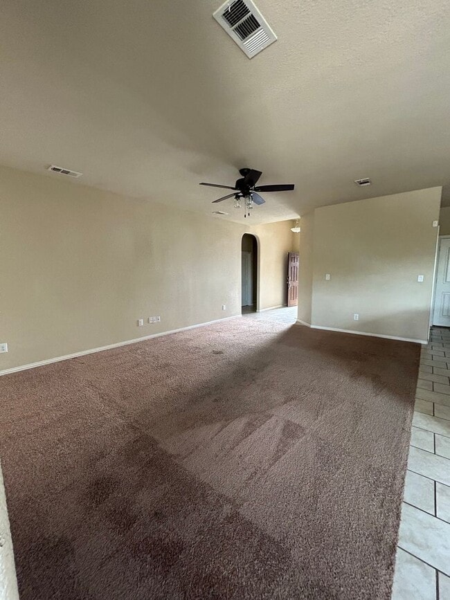 Building Photo - Charming 4-Bedroom, 2-Bath Home in Homeste...