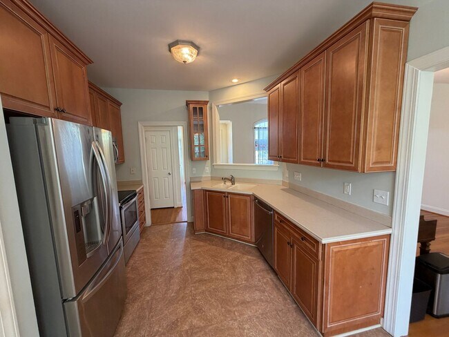 Building Photo - Spacious 3 Bed, 2 Bath Home in Graham, NC - Available for Rent!