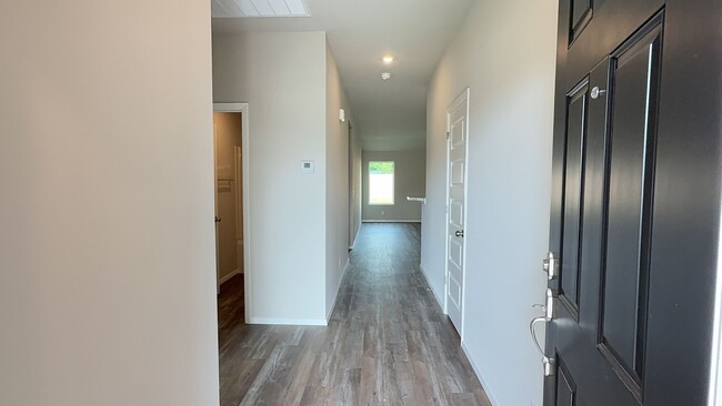 Building Photo - Welcome to your dream home in the heart of...