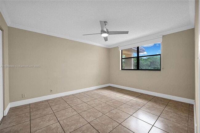 Building Photo - 8120 Geneva Ct