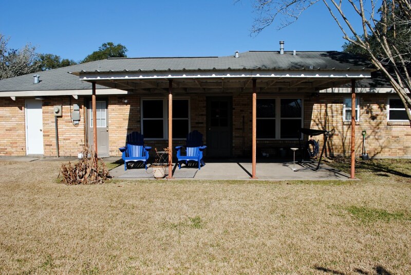 Building Photo - 420 Kim Dr