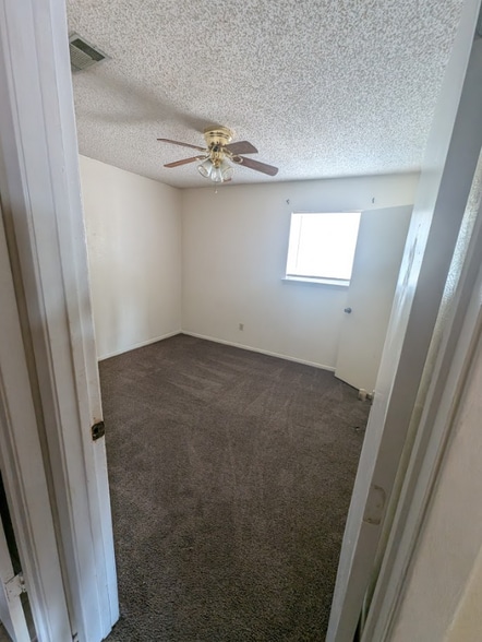 Building Photo - 505 N Main St