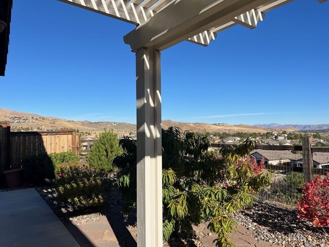 Building Photo - Del Webb Home Available