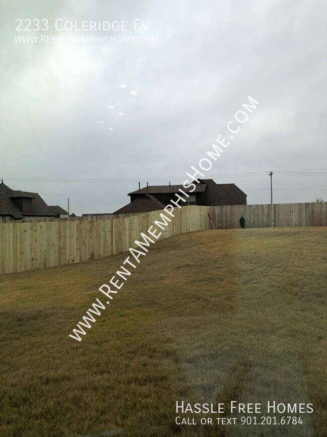 Building Photo - 2233 Coleridge Cv