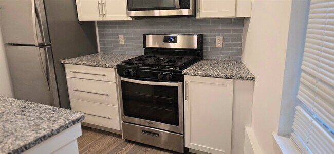 Building Photo - 61 Virginia Ave