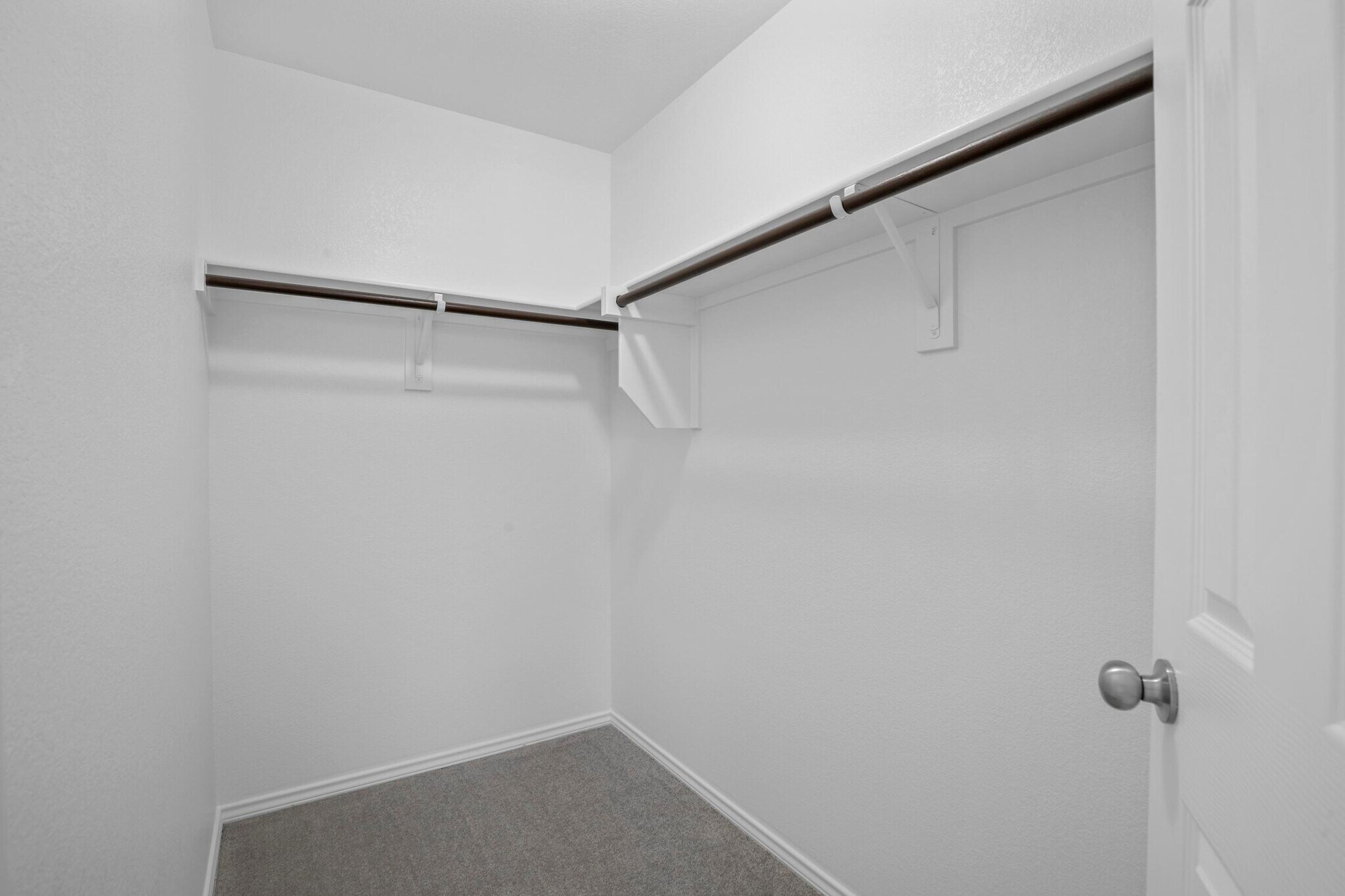 Building Photo - 4541 Benham Dr