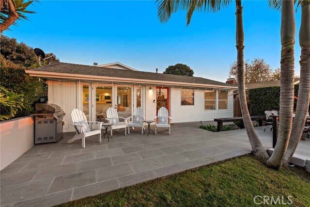 Building Photo - 595 Bluebird Canyon Dr