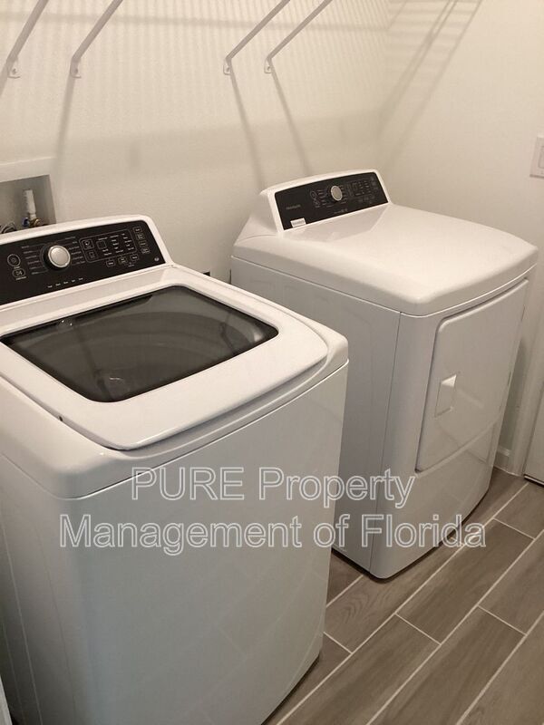 Building Photo - 7898 SW 74th Lp