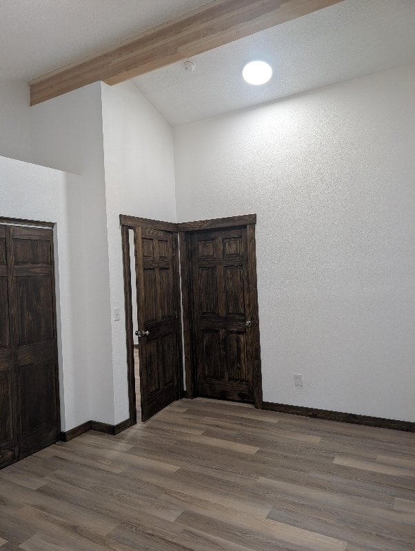 Building Photo - 320 S Toutle Rd