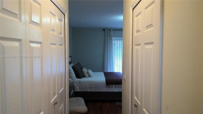 Building Photo - 12614 SW 54th Ct