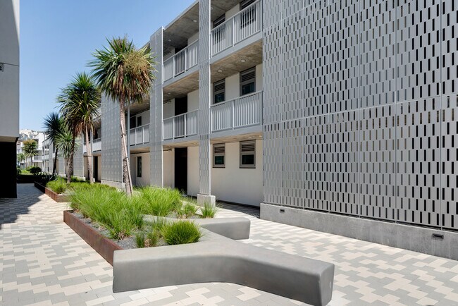 Building Photo - 1395 22nd St