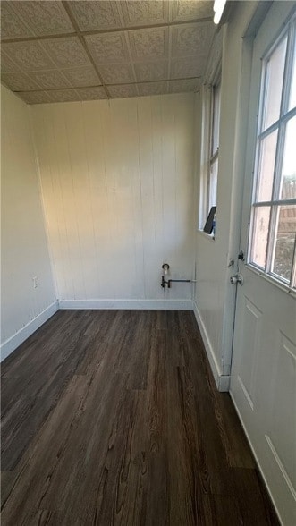 Building Photo - 433 Justus Ave