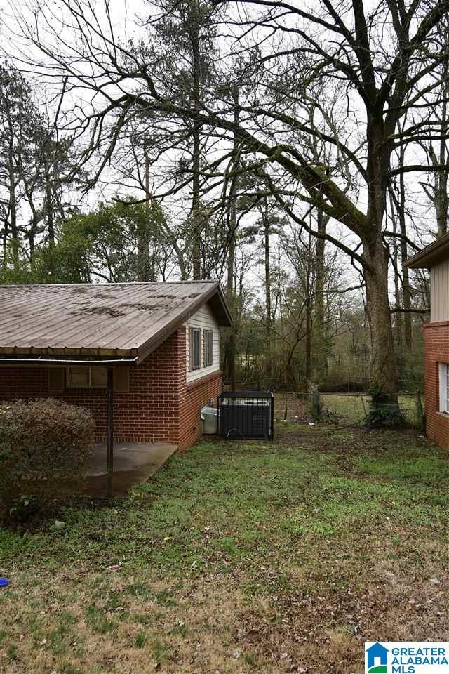 Building Photo - 209 13th Ave NE