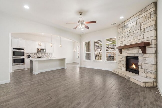 Building Photo - 2304 Arroyo Grande