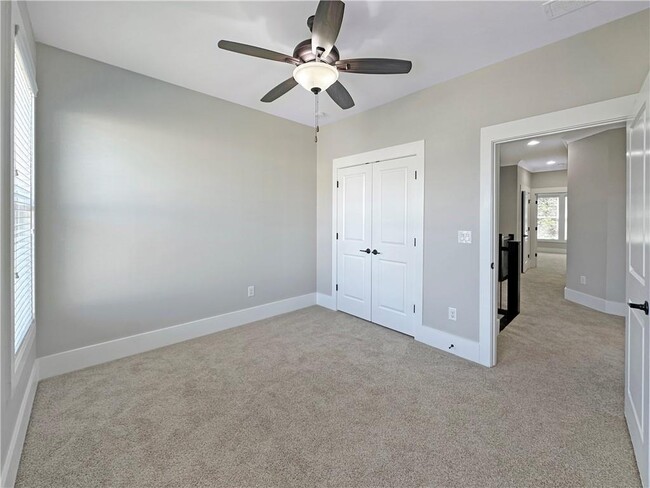 Building Photo - 4154 Wisconsin Dr
