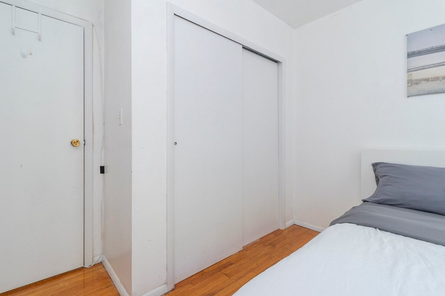 Building Photo - 316 E 96th St