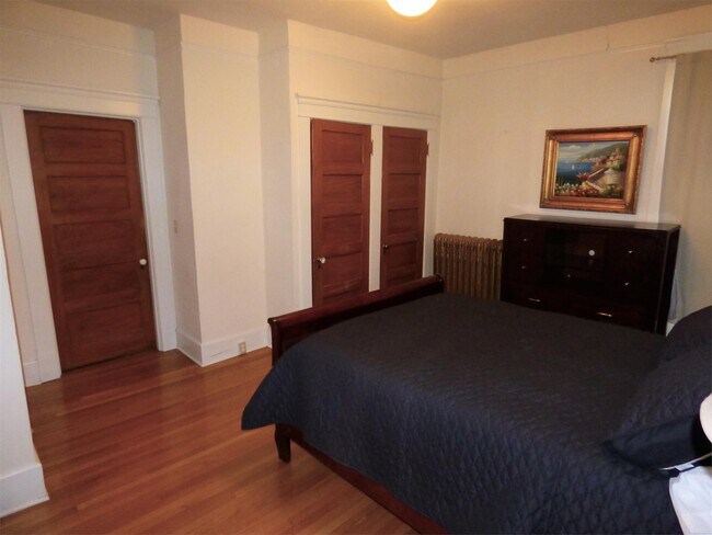 Building Photo - 2129 Rucker Ave