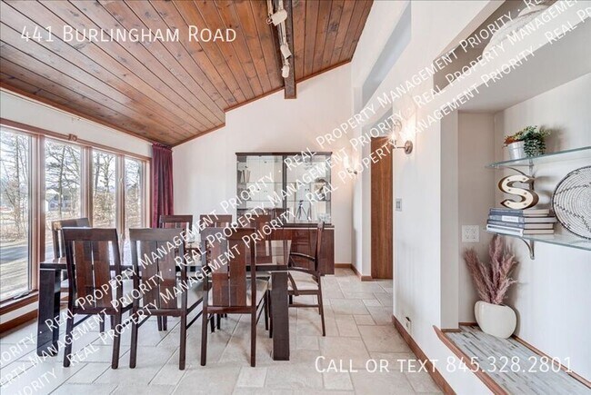 Building Photo - 441 Burlingham Rd