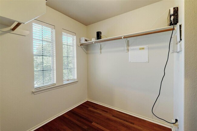 Building Photo - 8227 Liberty Walk Dr