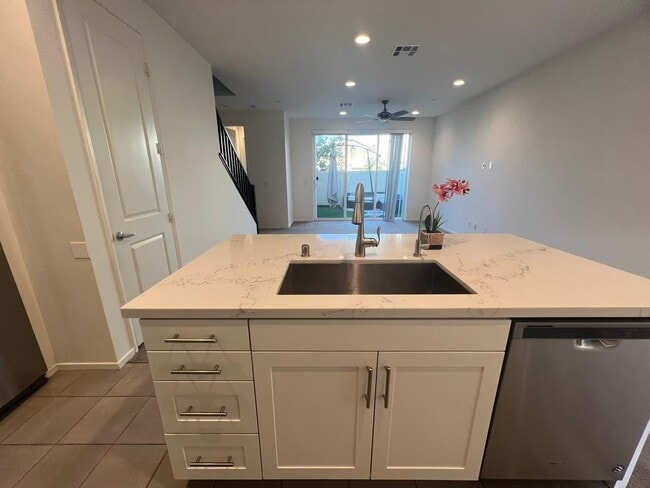 Building Photo - 1170 Via Sandia