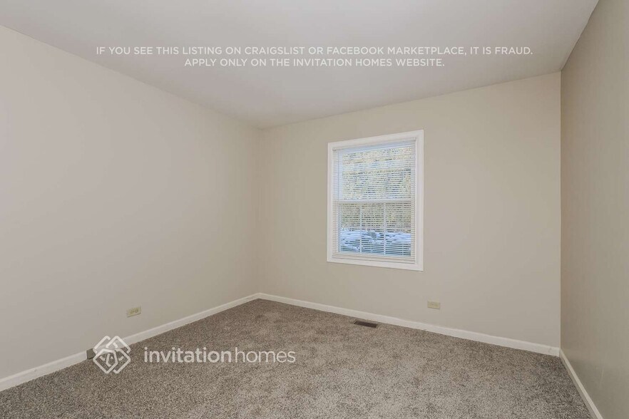 Building Photo - 828 Winmoor Dr