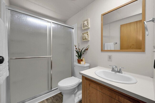 Building Photo - 3-Bedroom 2-Bathroom home with HUGE Shop in Cedar Flats