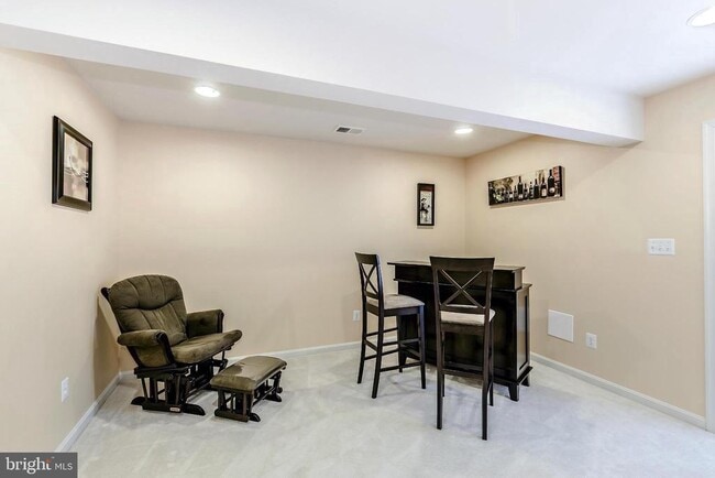 Building Photo - 23417 Gardenwalk Dr