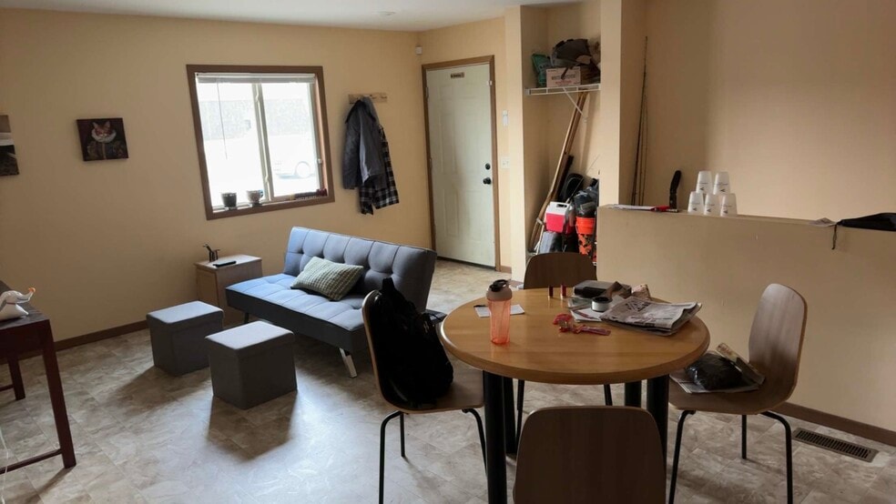 3 bedroom unit A - 106 11th St NE