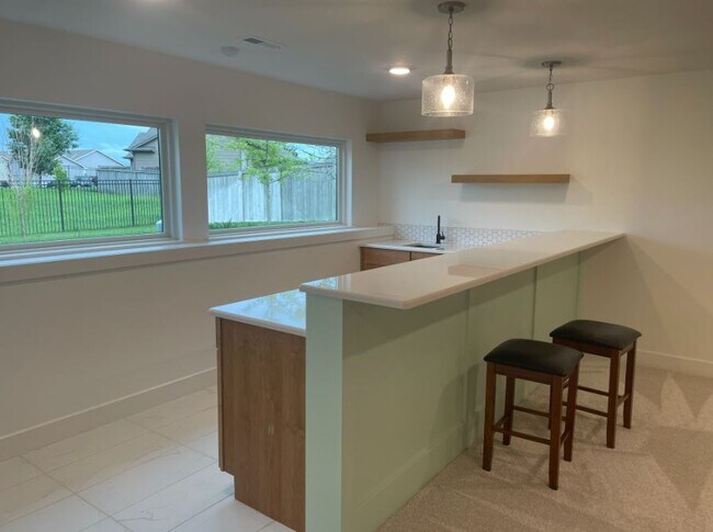 Building Photo - 2702 N Eagle St