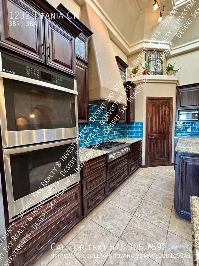 Building Photo - 1232 Titania Ct