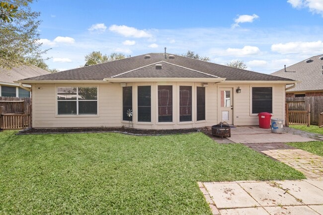 Building Photo - 18418 Kenmark Ln