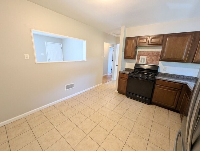 Building Photo - 1451 Widefields Ln