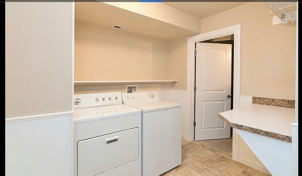 Laundry Room - 823 E Lakeshore Dr