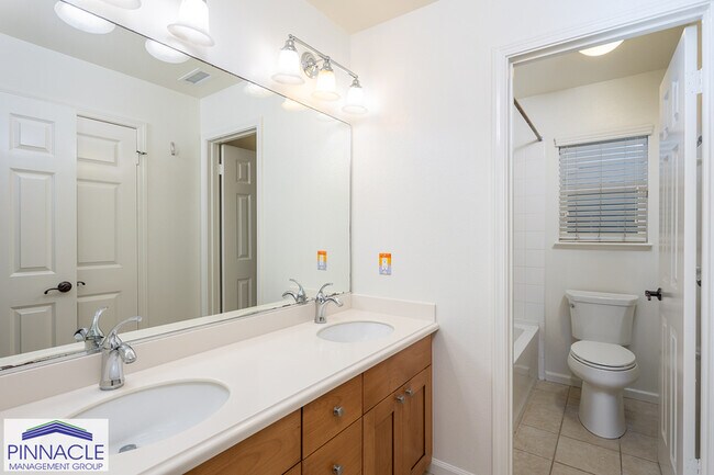 Building Photo - 91-1038 Waiilikahi St