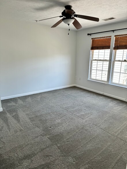 Building Photo - 5068 Bristle Cone Cir