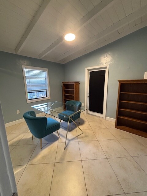 Building Photo - Sperling Ave