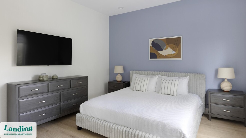 Building Photo - 2206 Arroyo Ave