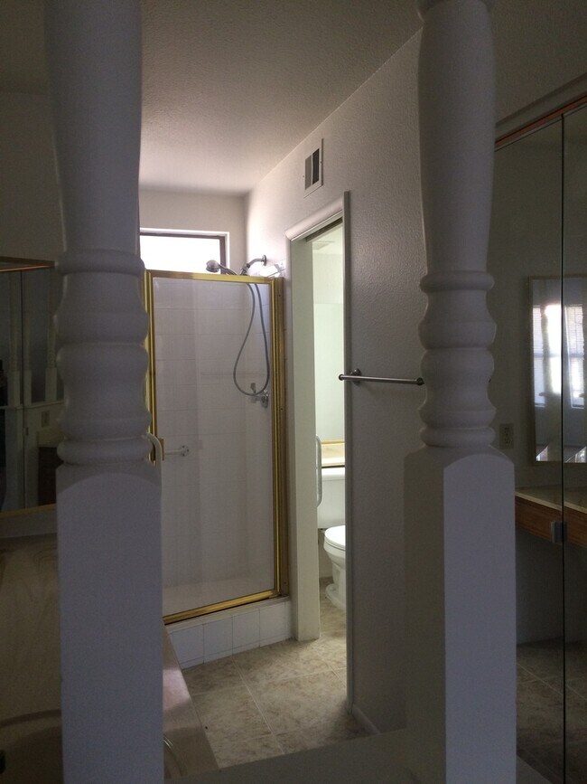 Building Photo - Beautiful 55+ Ahwatukee neighborhood spacious 2/br 2/ba home -  Rent Includes membership to Ahwat...