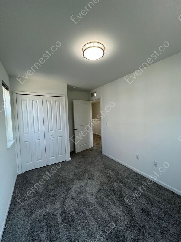 Building Photo - 3977 Trailway Commons Cir