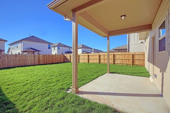 Building Photo - Charming 4-Bed, 3.5-Bath Home in Leander –...
