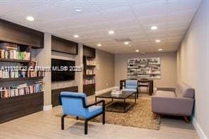 Building Photo - 3625 N Country Club Dr