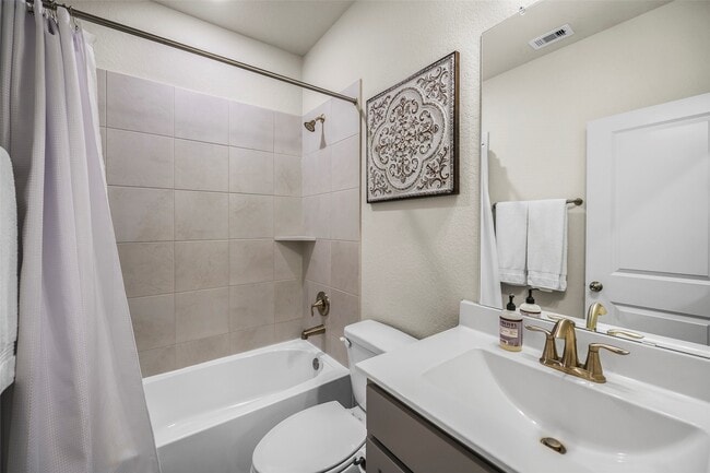 Building Photo - 7474 Cattail Fls Ln