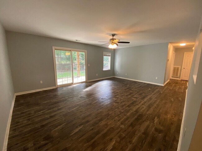Building Photo - 5132 Greenville Loop Rd