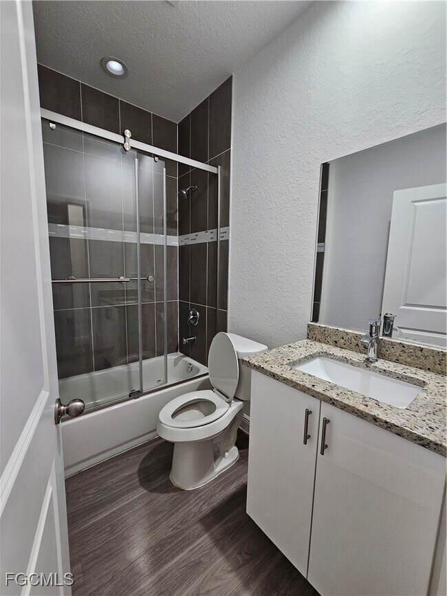 Building Photo - 8059 Sherwood Cir