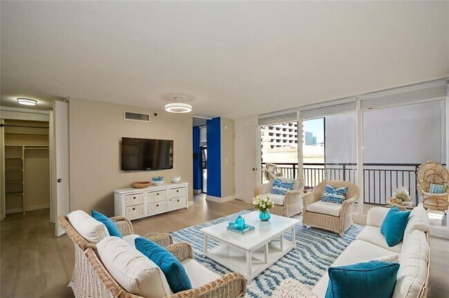 Building Photo - 620 Peachtree St NE