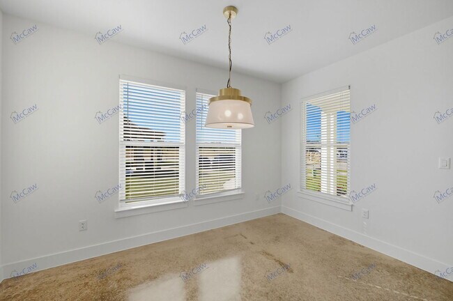 Building Photo - 100 Cardinal Wds