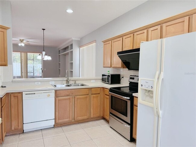 Building Photo - 5004 Alavista Dr